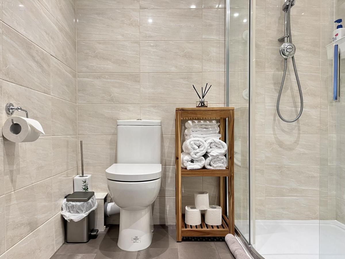 Modern 2 Bed Townhouse Just Outside City Walls With Free Private Parking York Ngoại thất bức ảnh